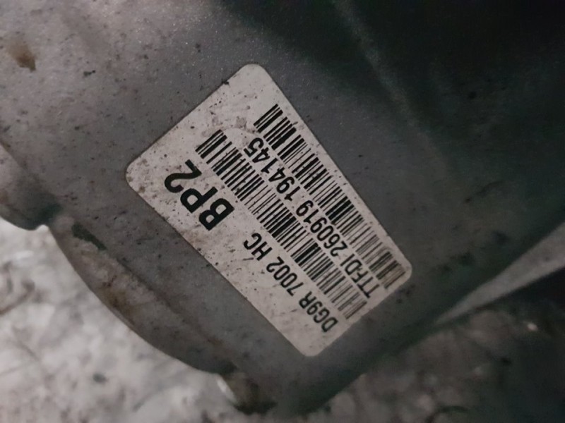 Recambio de caja cambios para ford kuga titanium referencia OEM IAM DG9R7002HC 260919 6VELOCIDADES