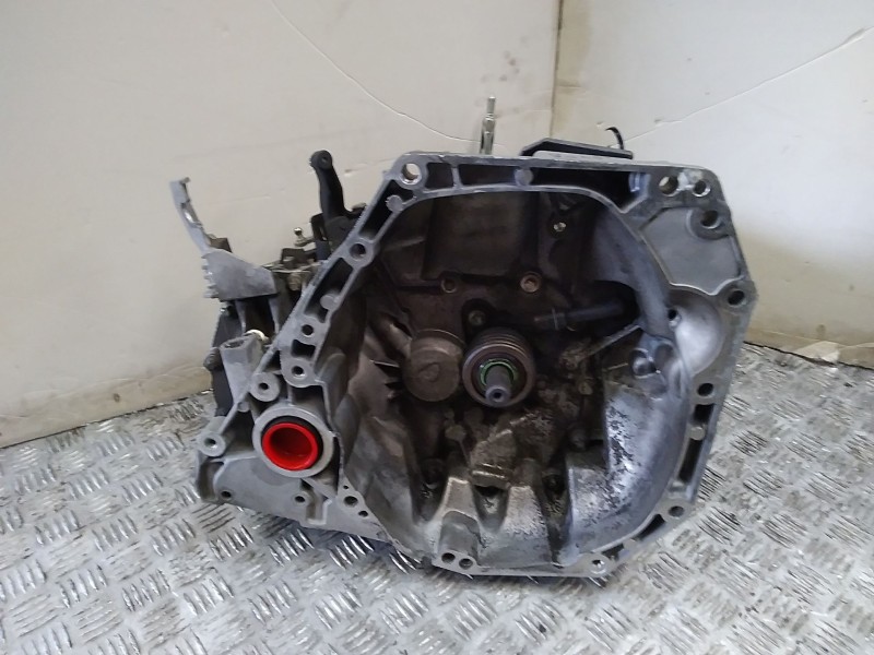 Recambio de caja cambios para nissan juke (f15) acenta referencia OEM IAM JR5195 5VELOCIDADES jrqs2g