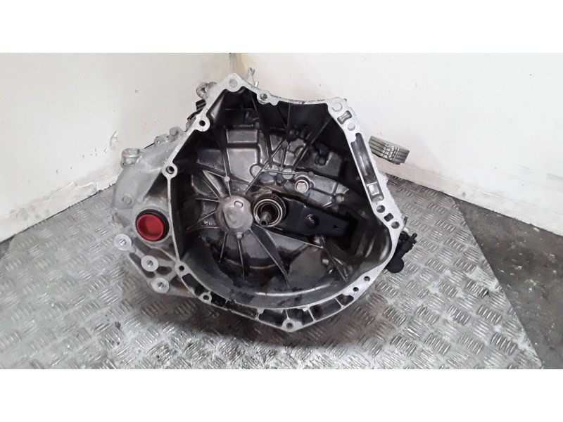 Recambio de caja cambios para mazda 2 lim. () origin referencia OEM IAM F69103000  5 VELOCIDADES