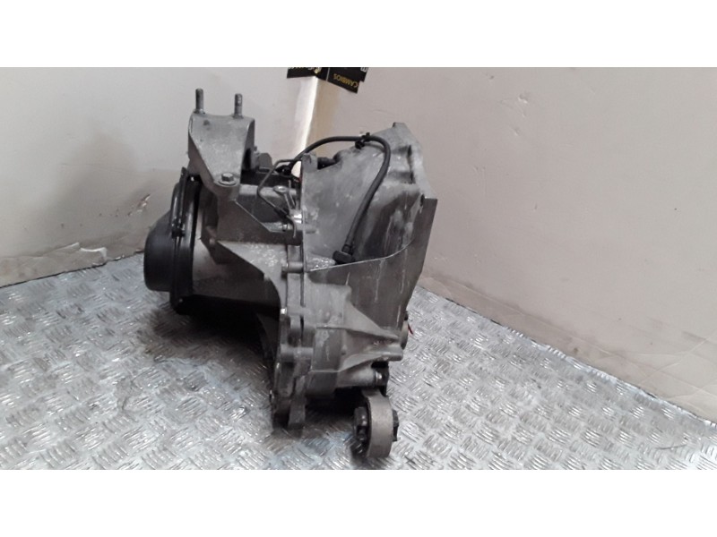 Recambio de caja cambios para ford transit courier b460 furgoneta/monovolumen 1.5 tdci referencia OEM IAM BA6R7002ABH 2067971 5V