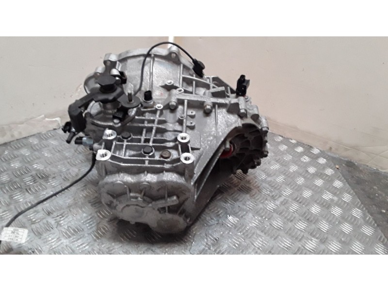 Recambio de caja cambios para hyundai i30 (fd) 1.6 crdi referencia OEM IAM 4300032360 6 VELOCIDADES 