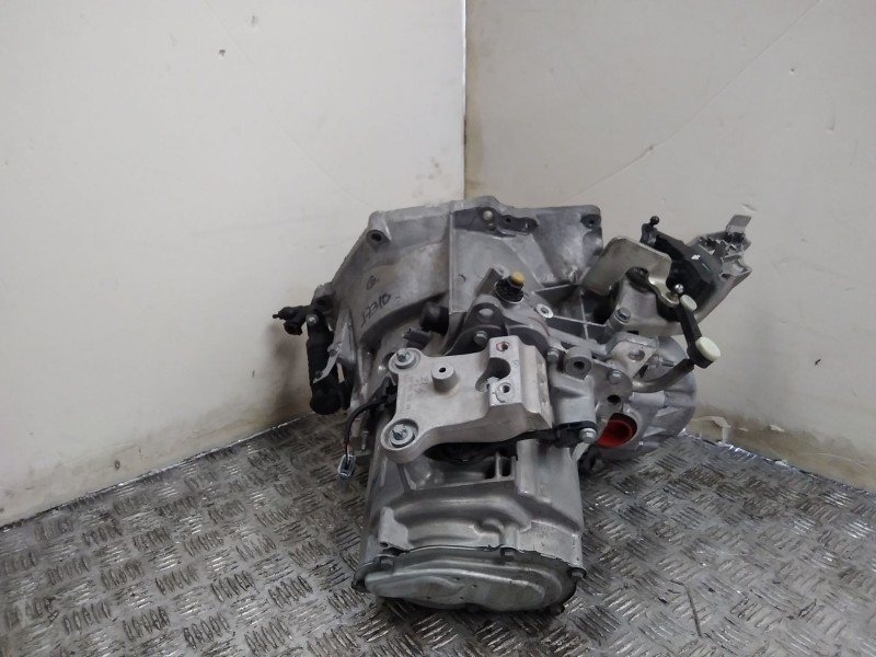 Recambio de caja cambios para citroën c3 iii (sx) 1.5 bluehdi 100 (sxyhyp, sxyhtu) referencia OEM IAM 20V243 6VELOCIDADES 132417