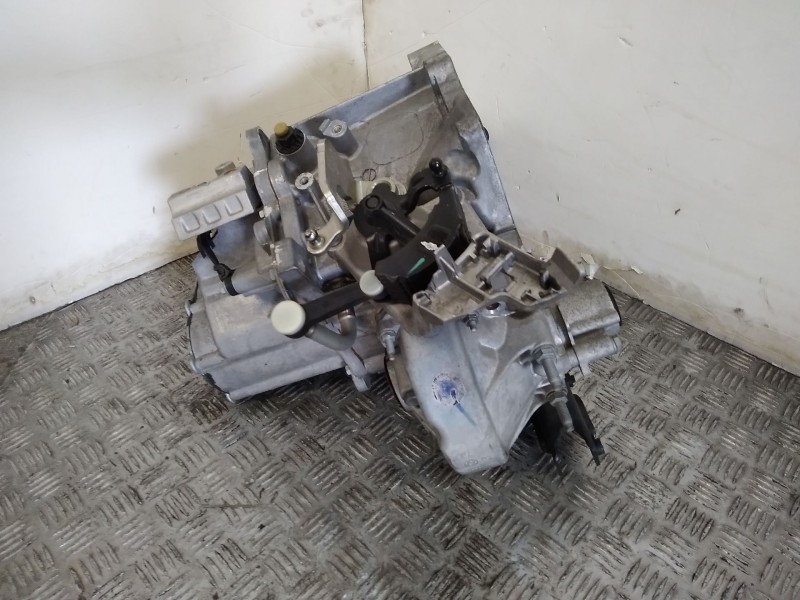 Recambio de caja cambios para citroën c3 iii (sx) 1.5 bluehdi 100 (sxyhyp, sxyhtu) referencia OEM IAM 20V243 6VELOCIDADES 132417