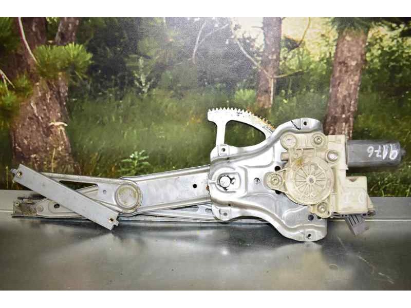 Recambio de elevalunas delantero izquierdo para toyota avensis berlina (t25) 1.8 sol berlina (5-ptas) referencia OEM IAM 0130822