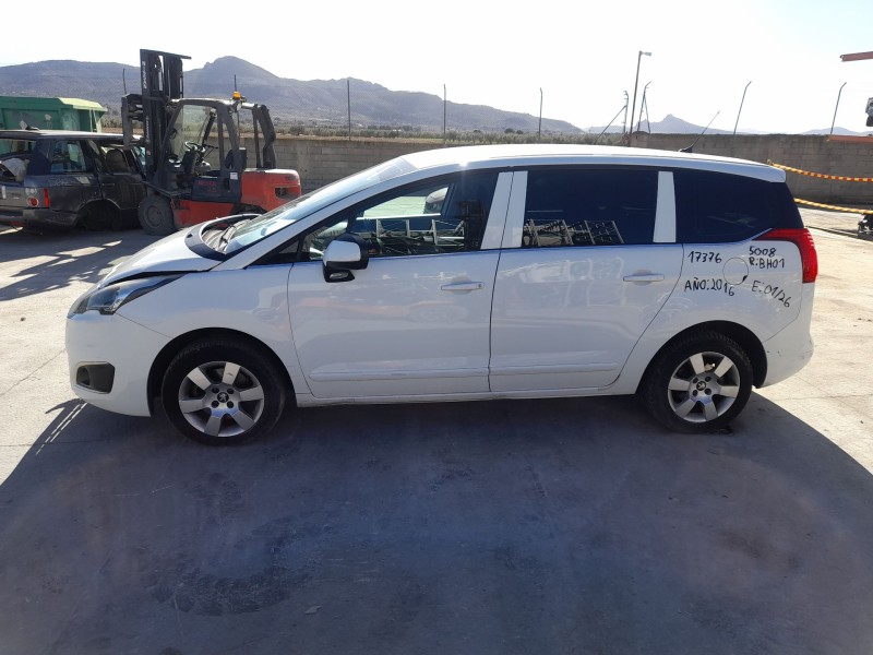 peugeot 5008 (0u_, 0e_) del año 2016
