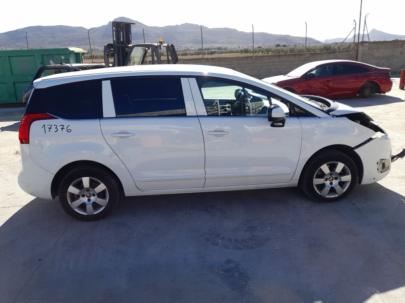 peugeot 5008 (0u_, 0e_) del año 2016