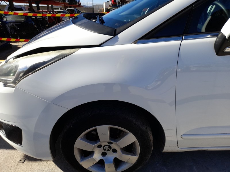 Recambio de aleta delantera izquierda para peugeot 5008 (0u_, 0e_) 1.6 bluehdi 120 referencia OEM IAM   