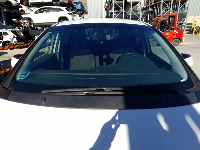 Recambio de parabrisas para peugeot 5008 (0u_, 0e_) 1.6 bluehdi 120 referencia OEM IAM   