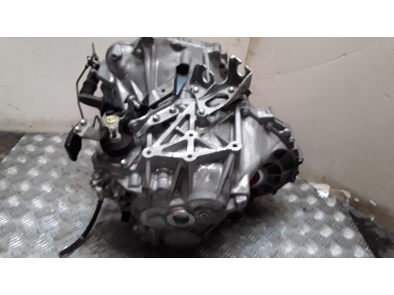 Recambio de caja cambios para toyota auris active referencia OEM IAM EC61 3030002270 