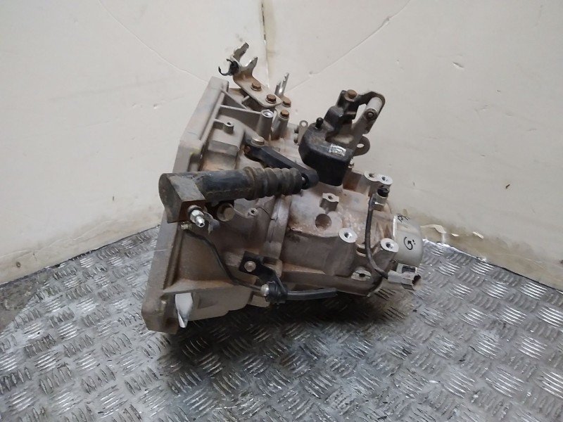 Recambio de caja cambios para mg zs 1.5 vti referencia OEM IAM SH12M5F3 5VELOCIDADES PENDIENTE DE REVISAR REF