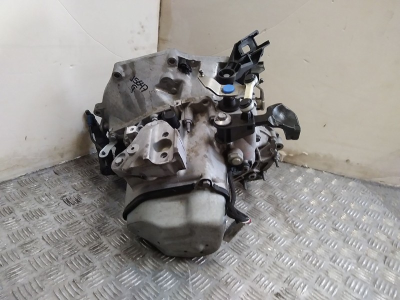 Recambio de caja cambios para peugeot 2008 (--.2013) style referencia OEM IAM 20A705  