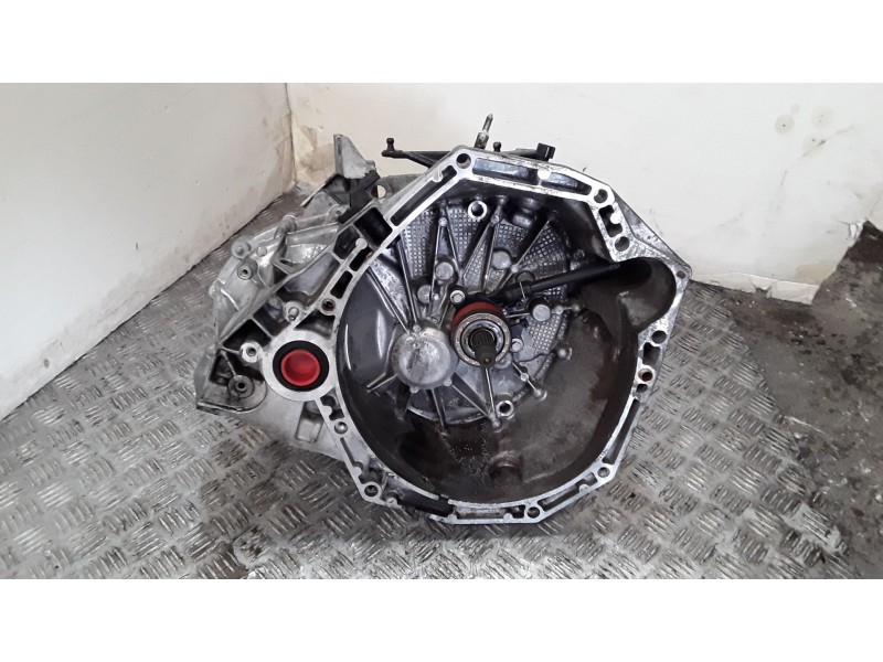 Recambio de caja cambios para nissan pulsar hatchback (c13) 1.5 dci referencia OEM IAM TL4138  6 VELOCIDADES