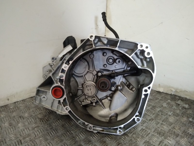 Recambio de caja cambios para dacia sandero iii 1.0 tce 90 referencia OEM IAM JT4004 A048236 6VELOCIDADES