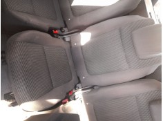ASIENTO TRASERO MEDIO 