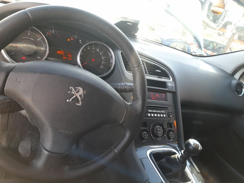 Recambio de kit airbag para peugeot 5008 (0u_, 0e_) 1.6 bluehdi 120 referencia OEM IAM  C/SALPICADERO Y PRETENSORES 