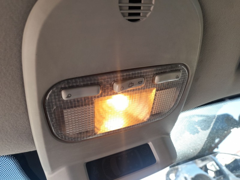 Recambio de luz interior para peugeot 5008 (0u_, 0e_) 1.6 bluehdi 120 referencia OEM IAM   