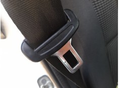 CINTURON SEGURIDAD TRASERO DERECHO 