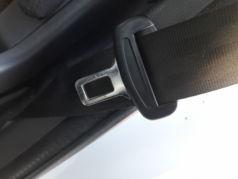 Recambio de cinturon seguridad trasero izquierdo para peugeot 5008 (0u_, 0e_) 1.6 bluehdi 120 referencia OEM IAM   