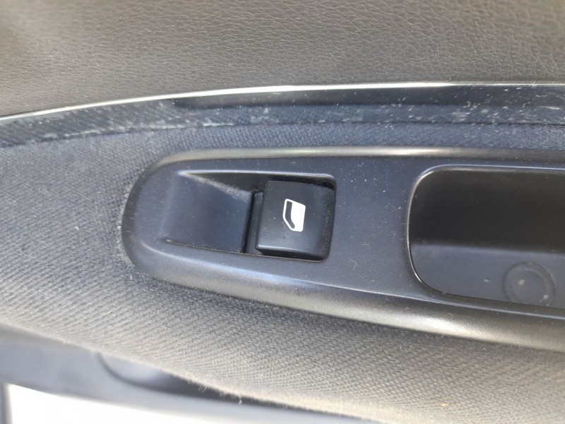 Recambio de mando elevalunas trasero derecho para peugeot 5008 (0u_, 0e_) 1.6 bluehdi 120 referencia OEM IAM   