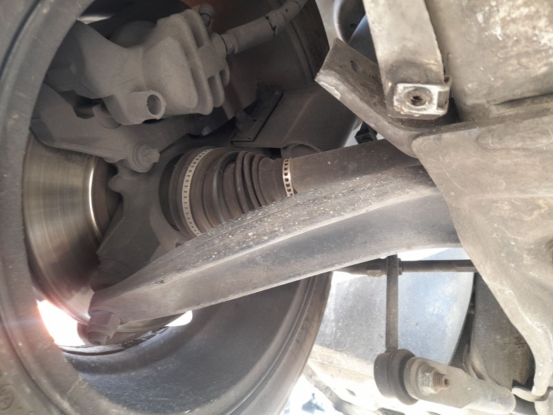 Recambio de brazo suspension inferior delantero derecho para peugeot 5008 (0u_, 0e_) 1.6 bluehdi 120 referencia OEM IAM   