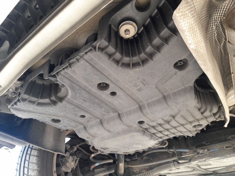 Recambio de deposito adblue para peugeot 5008 (0u_, 0e_) 1.6 bluehdi 120 referencia OEM IAM   