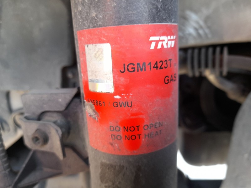 Recambio de amortiguador delantero derecho para peugeot 5008 (0u_, 0e_) 1.6 bluehdi 120 referencia OEM IAM   