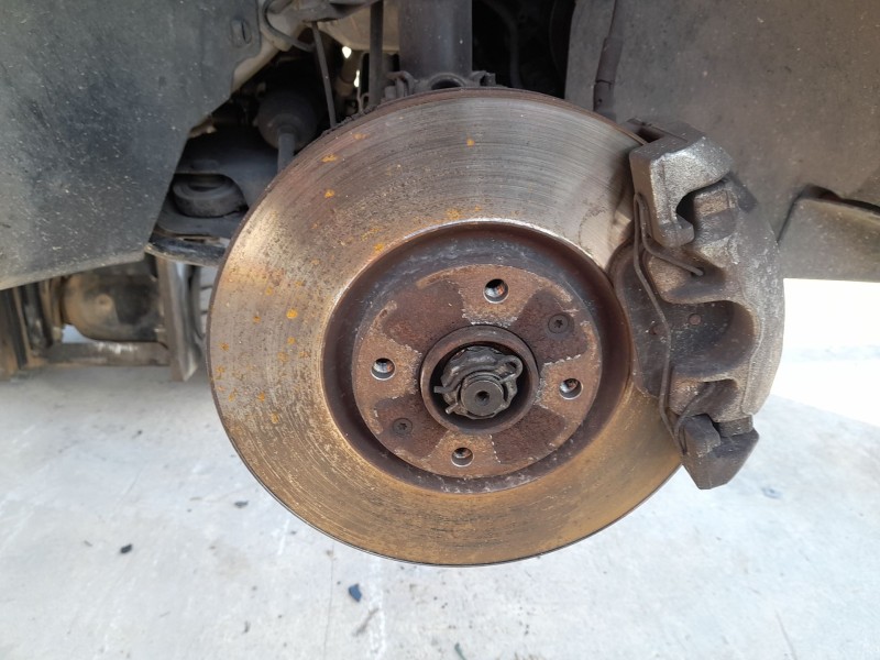 Recambio de mangueta delantera derecha para peugeot 5008 (0u_, 0e_) 1.6 bluehdi 120 referencia OEM IAM   