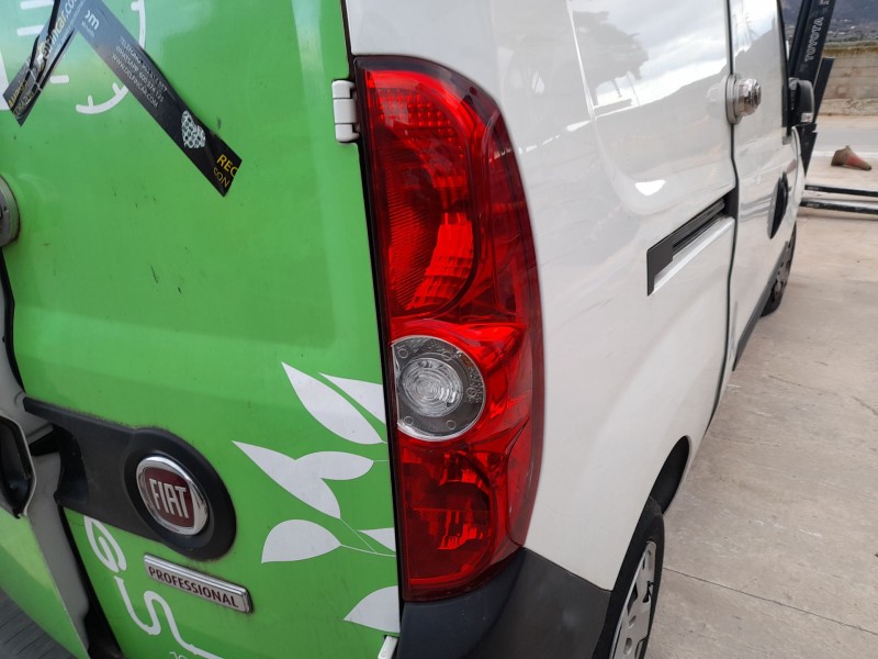 Recambio de piloto trasero derecho para fiat doblo cargo (263_) 1.4 natural power referencia OEM IAM   