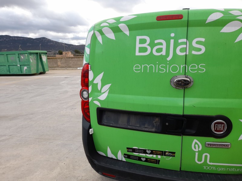 Recambio de puerta trasera izquierda carga para fiat doblo cargo (263_) 1.4 natural power referencia OEM IAM   