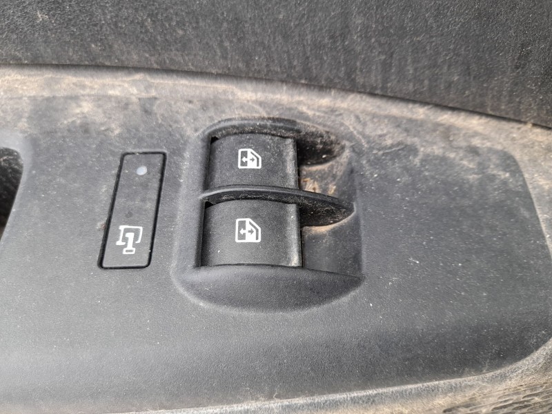 Recambio de mando elevalunas delantero izquierdo para fiat doblo cargo (263_) 1.4 natural power referencia OEM IAM   