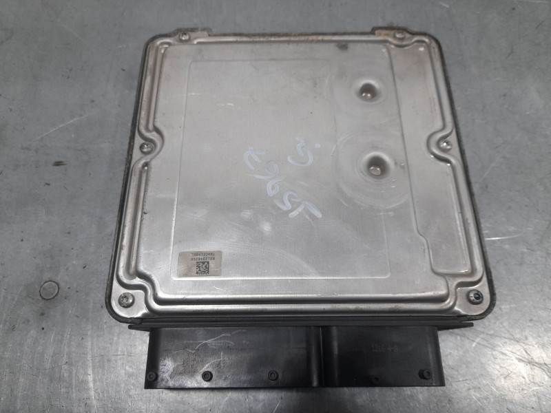 Recambio de centralita motor uce para audi q7 (4l) 3.0 tdi quattro referencia OEM IAM 4L0907401 0281013689 BOSCH