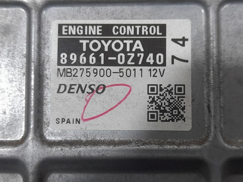 Recambio de centralita motor uce para toyota auris active referencia OEM IAM 896610Z740 MB759005011 DENSO