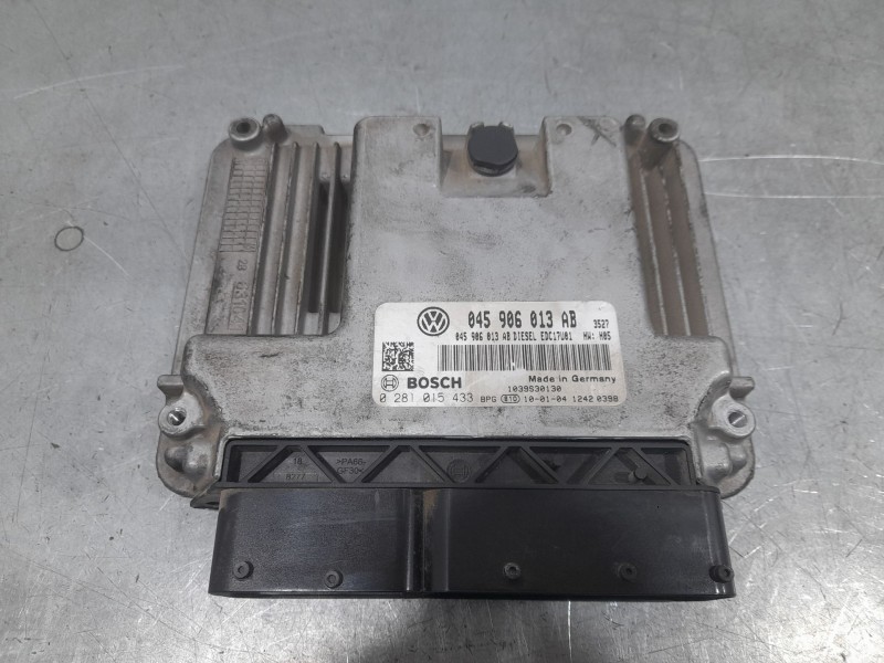 Recambio de centralita motor uce para seat ibiza (6j5) reference referencia OEM IAM 045906013AB 0281015433 BOSCH