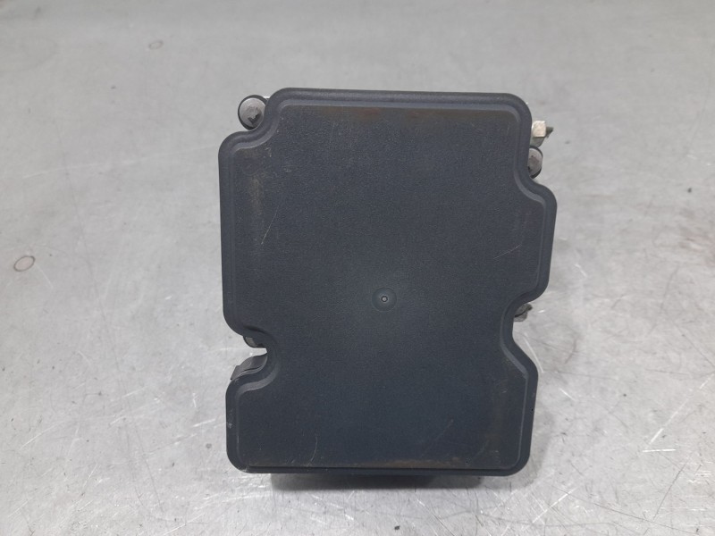 Recambio de abs para toyota auris active referencia OEM IAM 4454002390  