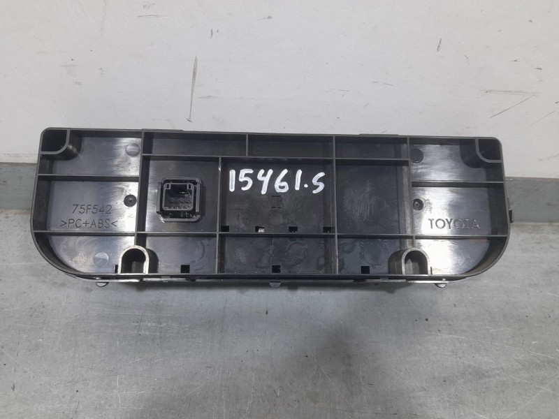 Recambio de mando climatizador para toyota auris active referencia OEM IAM 75F542  