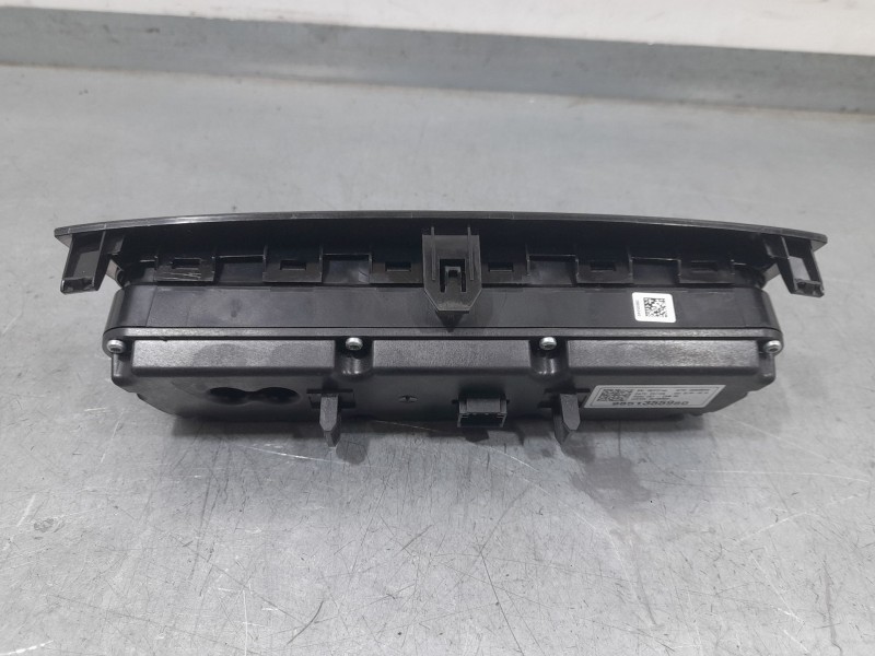 Recambio de mando calefaccion / aire acondicionado para opel corsa f gs referencia OEM IAM 9851355980  