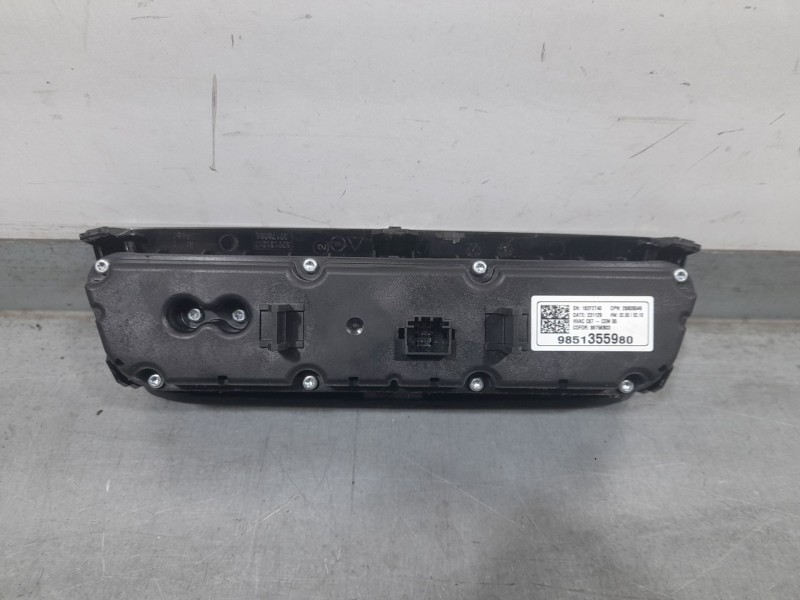 Recambio de mando calefaccion / aire acondicionado para opel corsa f gs referencia OEM IAM 9851355980  