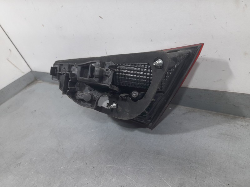 Recambio de piloto trasero izquierdo interior para seat leon (5f1) 1.6 tdi referencia OEM IAM 5F0945093D  VALEO