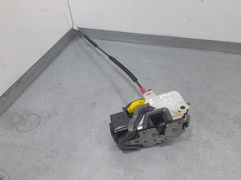 Recambio de cerradura puerta delantera izquierda para chevrolet orlando (j309) 2.0 d referencia OEM IAM 13579522  