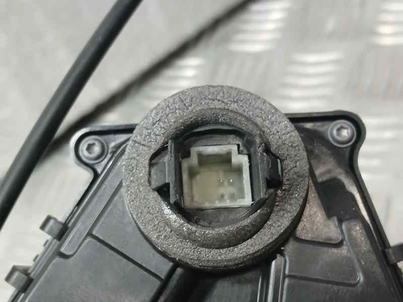 Recambio de cerradura puerta trasera derecha para renault captur ii techno referencia OEM IAM 825021122R  ELECTRICA 4 PINS