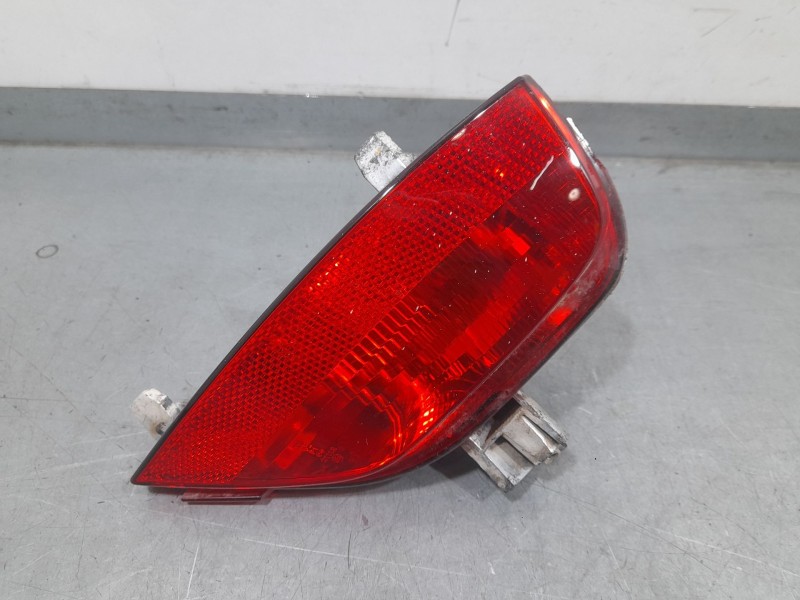 Recambio de piloto trasero izquierdo paragolpes para dacia logan ii tce 90 lpg referencia OEM IAM 265605279R  