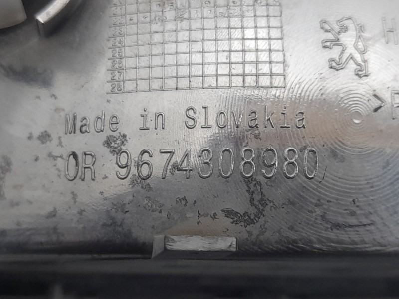 Recambio de piloto trasero central para opel corsa f (p2jo) 1.2 (68) referencia OEM IAM 01083000 9674308980 