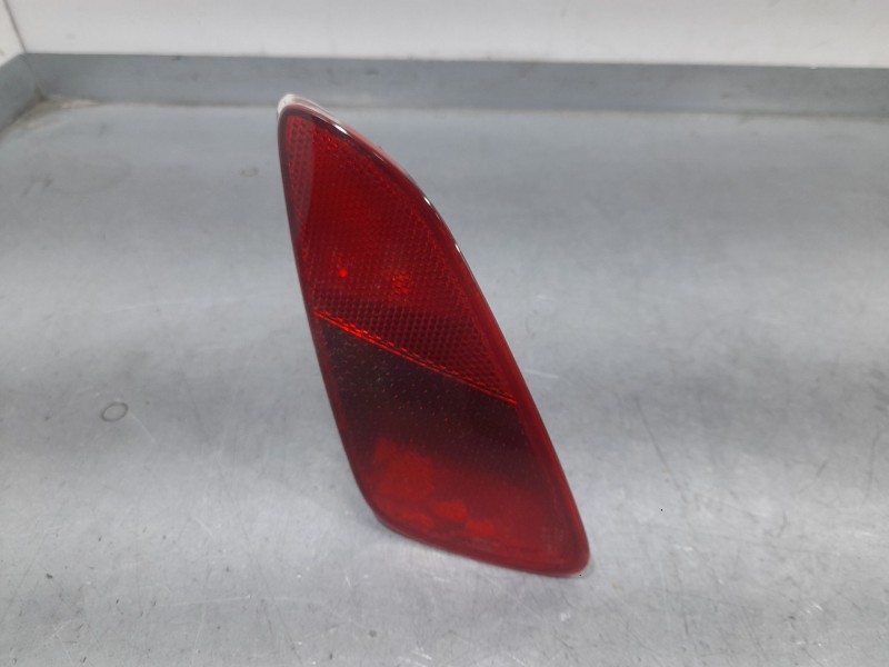 Recambio de piloto trasero izquierdo paragolpes para ford fiesta vii (hj, hf) 1.0 ecoboost referencia OEM IAM H1RR15K273AD  