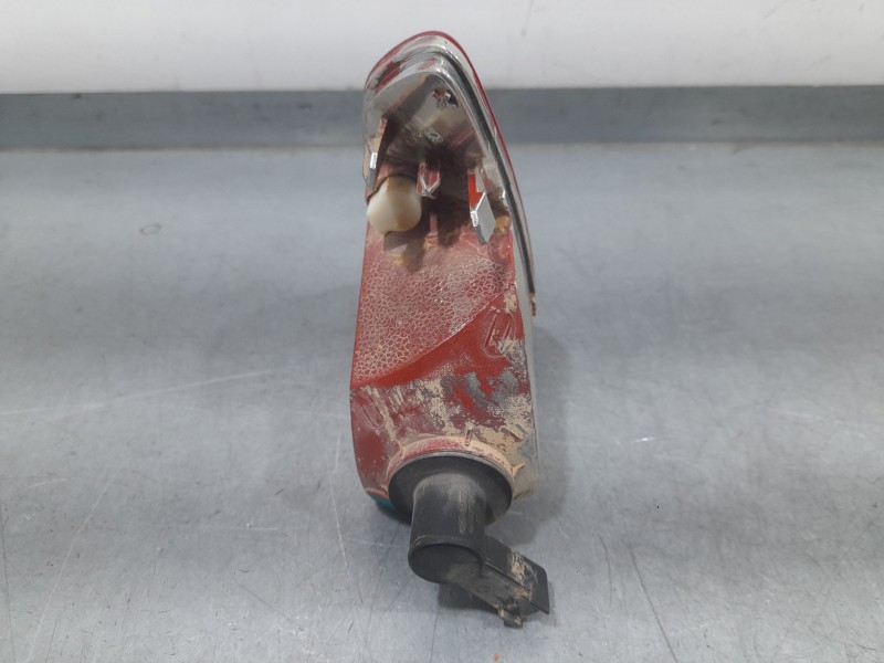 Recambio de piloto trasero izquierdo paragolpes para ford fiesta vii (hj, hf) 1.0 ecoboost referencia OEM IAM H1RR15K273AD  