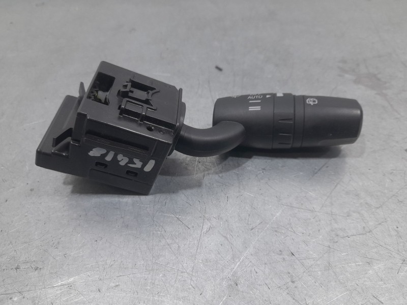 Recambio de mando limpia para mazda 2 lim. () evolution referencia OEM IAM DA6A66128  