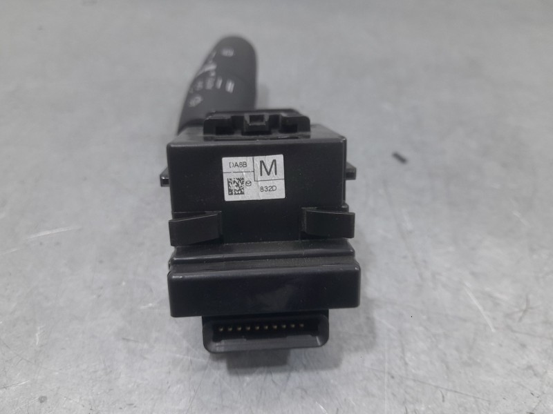 Recambio de mando limpia para mazda 2 lim. () evolution referencia OEM IAM DA6A66128  