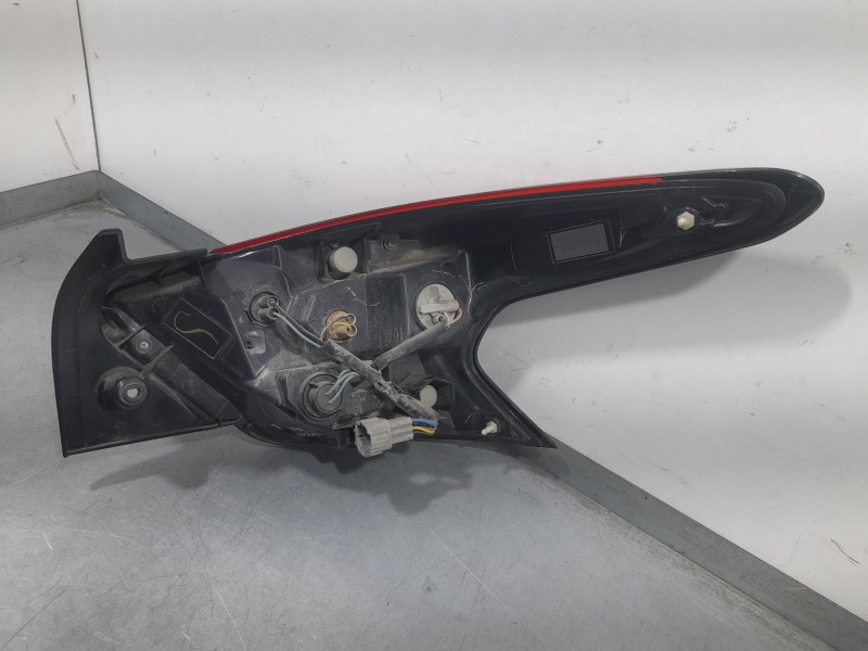 Recambio de piloto trasero izquierdo para nissan micra v (k14) 0.9 ig-t referencia OEM IAM 22018727  