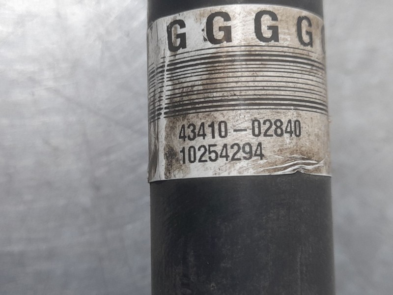 Recambio de transmision delantera derecha para toyota auris active referencia OEM IAM 4341002840  