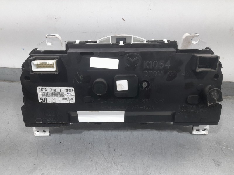 Recambio de cuadro instrumentos para mazda 2 lim. () evolution referencia OEM IAM D09M55430 D477CDH8E 