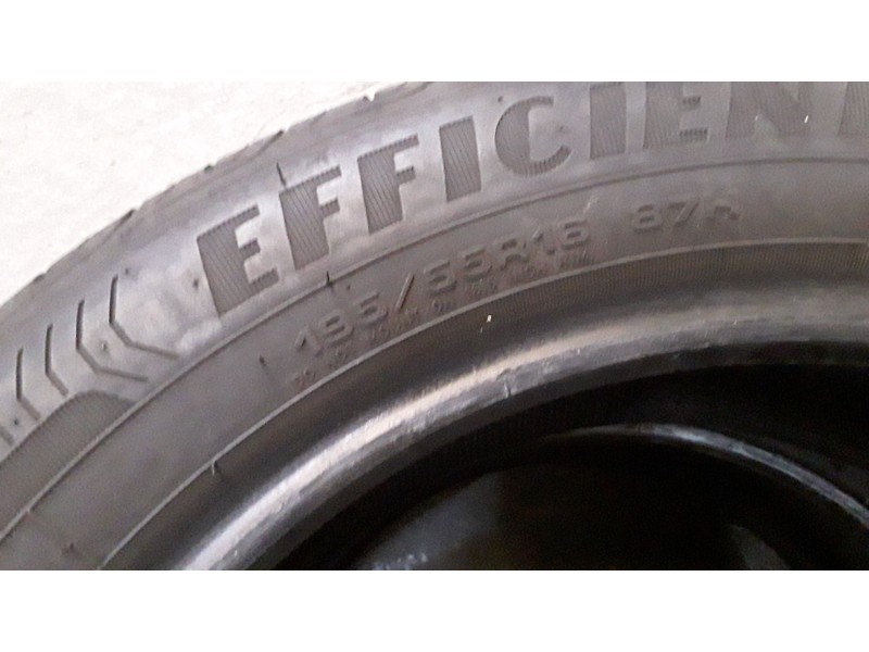Recambio de neumatico pareja para neumaticos reutilizados - referencia OEM IAM 195551687H GOODYEAR 195/55/16/87H